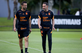 Filipe Almeida e Vtor Pereira no treino do Corinthians desta quarta-feira
