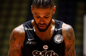 Malcolm Miller em duelo de basquete da ltima segunda-feira