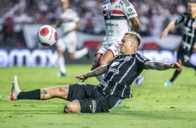 Rger Guedes durante o jogo entre So Paulo e Corinthians