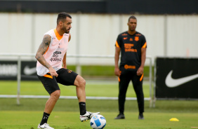 Renato Augusto se preparando para estreia na Libertadores