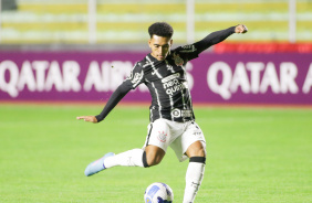 Du Queiroz durante a derrota do Corinthians nesta tera-feira