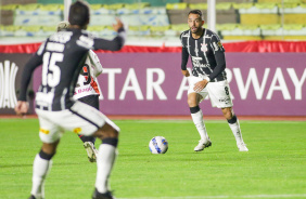 Renato Augusto foi um dos titulares durante a partida desta tera-feira