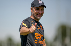 Vtor Pereira no CT Joaquim Grava