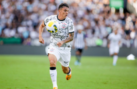 Mantuan foi um dos titulares da estreia do Corinthians no Brasileiro