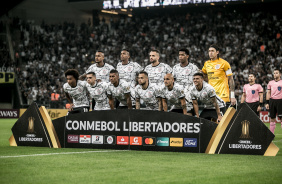 Time titular do Corinthians contra o Deportivo Cali