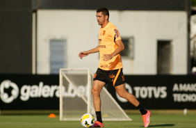 Bruno Melo durante treino do Corinthians