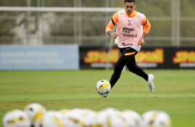 Fagner em treino desta sexta-feira no CT