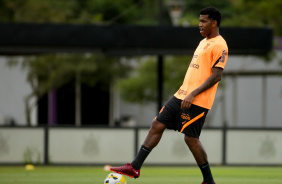 Gil em treino desta sexta-feira no CT