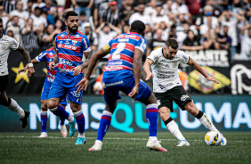 Jnior Moraes durante a vitria do Corinthians contra o Fortaleza