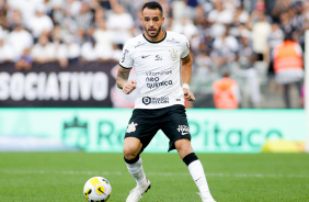 Renato Augusto em jogo deste domingo contra o Fortaleza