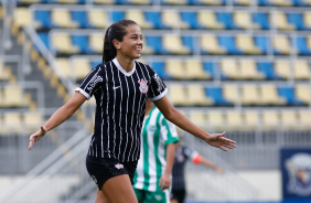 Ellen marcou o terceiro gol do Corinthians contra o Juventude