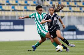 Manu Olivan em ao contra o Juventude