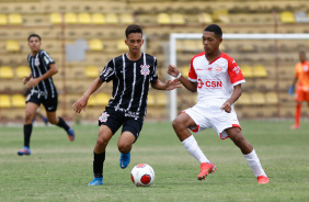 Guilherme Pellegrin em ao na partida contra o Audax pelo Paulisto Sub-17