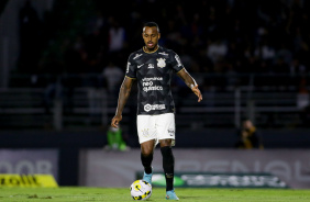 Raul Gustavo em jogo contra Red Bull Bragantino