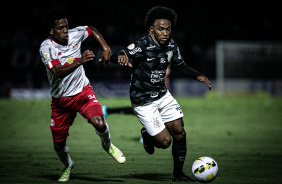 Willian durante a vitria do Corinthians contra o Red Bull Bragantino