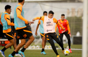 Du, Cantillo, Gustavo Mantuan e Matheus Donelli em treino no CT