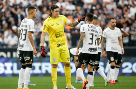 Cássio passando instruções para João Victor e Mantuan