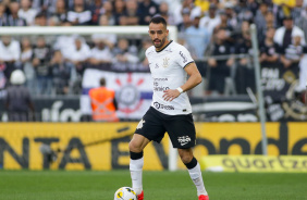 Renato Augusto durante jogo contra o So Paulo