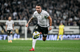 Renato Augusto durante o empate do Corinthians em cima do So Paulo na Neo Qumica Arena