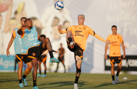 Rger Guedes em ao durante treino no CT