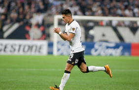 Roni durante partida entre Corinthians e Always Ready pela Libertadores