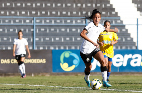 Jaqueline durante jogo do Corinthians