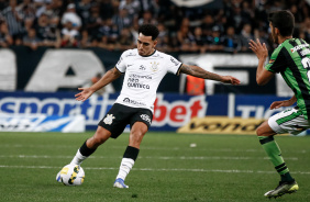 Du Queiroz durante o jogo contra o Amrica Mineiro