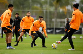 Roni, Rger Guedes, Giuliano e Du Queiroz no treino hoje pela manh