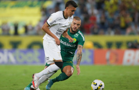 Victor Cantillo durante o jogo entre Cuiab e Corinthians pelo Brasileiro