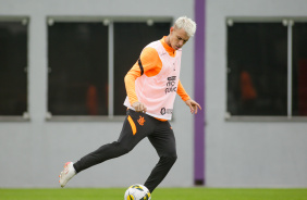 Rger Guedes em treino do Corinthians de olho no Juventude