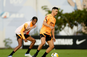 Robson Bambu e Giuliano em ltimo treino do Corinthians de olho no Juventude