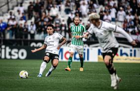 Du Queiroz foi um dos destaques da vitria do Corinthians