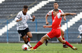 Ruan durante vitria do Corinthians Sub-17 em cima do Audax