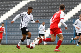 Ruan em ao durante a vitria do Corinthians Sub-17