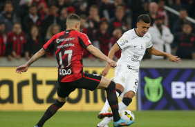 Cantillo durante a partida contra o Athletico, na Arena da Baixada