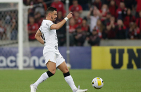 Giuliano no jogo entre Corinthians e Athletico