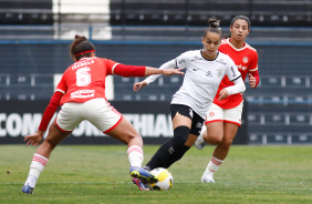 Gabi Portilho durante o duelo entre Corinthians e Internacional pelo Brasileiro Feminino