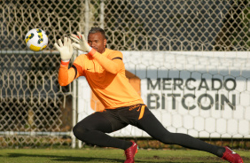 Carlos Miguel em ltimo treino do Corinthians antes de encarar o Santos