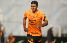 Jnior Moraes durante treino do Corinthians antes de encarar o Santos