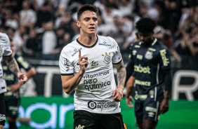 Mantuan abriu o placar para o Corinthians contra o Santos