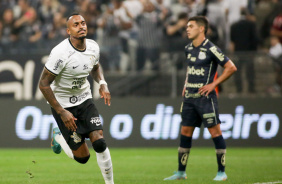 Raul Gustavo marcou na vitria do Corinthians