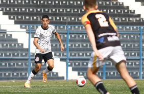 Adryan em ao pelo Corinthians Sub-17