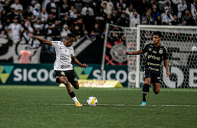 Robert Renan fez seu segundo jogo como titular do Corinthians neste sábado