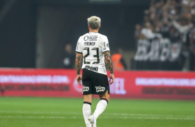 Fagner durante jogo do Corinthians contra o Boca Juniors