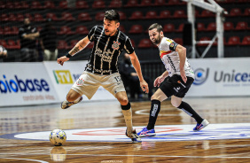 Levy durante vitria corinthiana contra o Blumenau