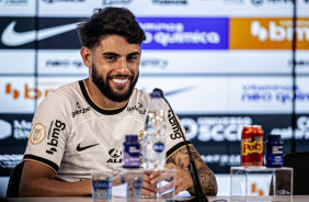 Yuri Alberto durante apresentao oficial como jogador do Corinthians