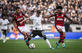 Adson em campo contra o Flamengo