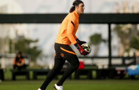 Cssio em treino do Corinthians de olho no Atltico-GO