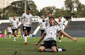 Cauan fez belo gol de falta em empate contra o Mirassol pelo Campeonato Paulista Sub-20
