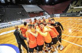 Equipe do Corinthians antes de duelo contra o Juventus